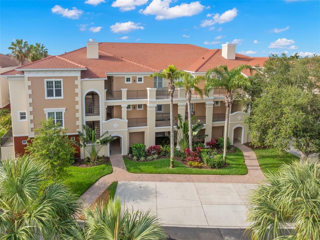 6 Academy Way, Unit 221 St. Petersburg, FL 33711 - Photo 45 of 64