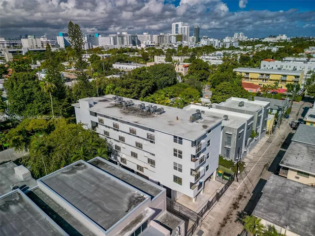 $2,549 | 631 Jefferson Avenue, Unit 205, Miami Beach, FL 33139