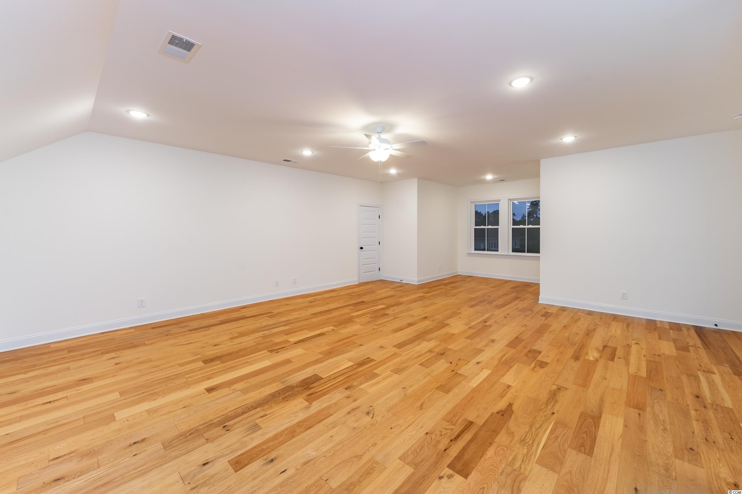 180 Knotty Pine Way Murrells Inlet, SC 29576 - Photo 16 of 40 Gallery Image 16