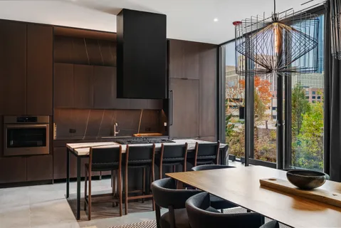 $3,000 | 234 West Polk Street, Unit 2907, Chicago, IL 60605