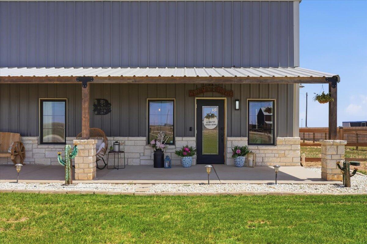 183 Allison Road Wilson, TX 79381 - Photo 3 of 43 3