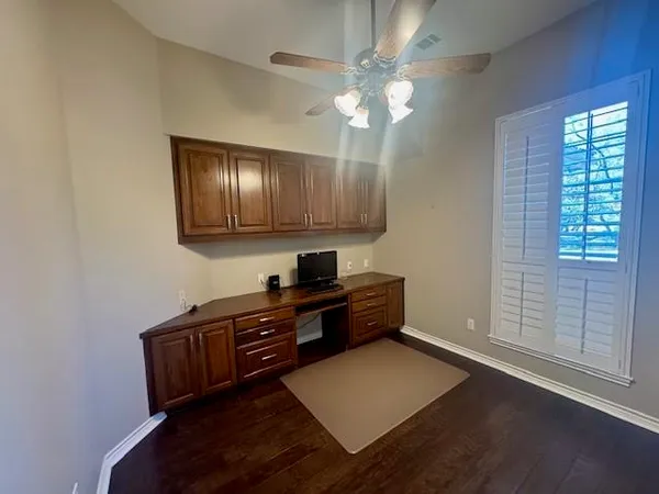 $2,950 | 407 Quick Silver, Horseshoe Bay, TX 78657