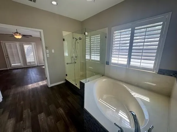 $2,950 | 407 Quick Silver, Horseshoe Bay, TX 78657
