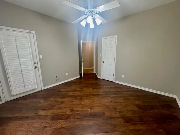 $2,950 | 407 Quick Silver, Horseshoe Bay, TX 78657