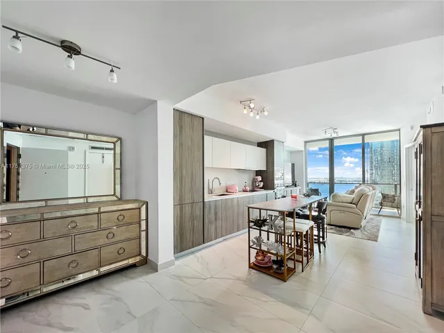 $649,900 | 2900 Northeast 7th Avenue, Unit 2008, Miami, FL 33137