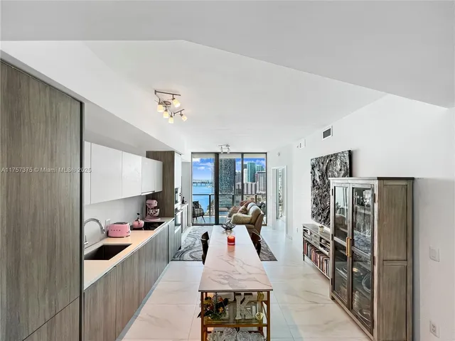 $649,900 | 2900 Northeast 7th Avenue, Unit 2008, Miami, FL 33137