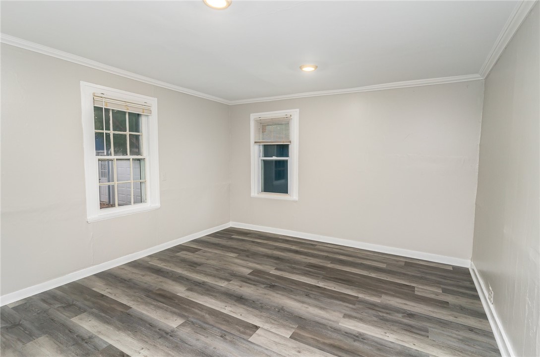 239 Pearl Street Rochester, NY 14607 - Photo 16 of 26