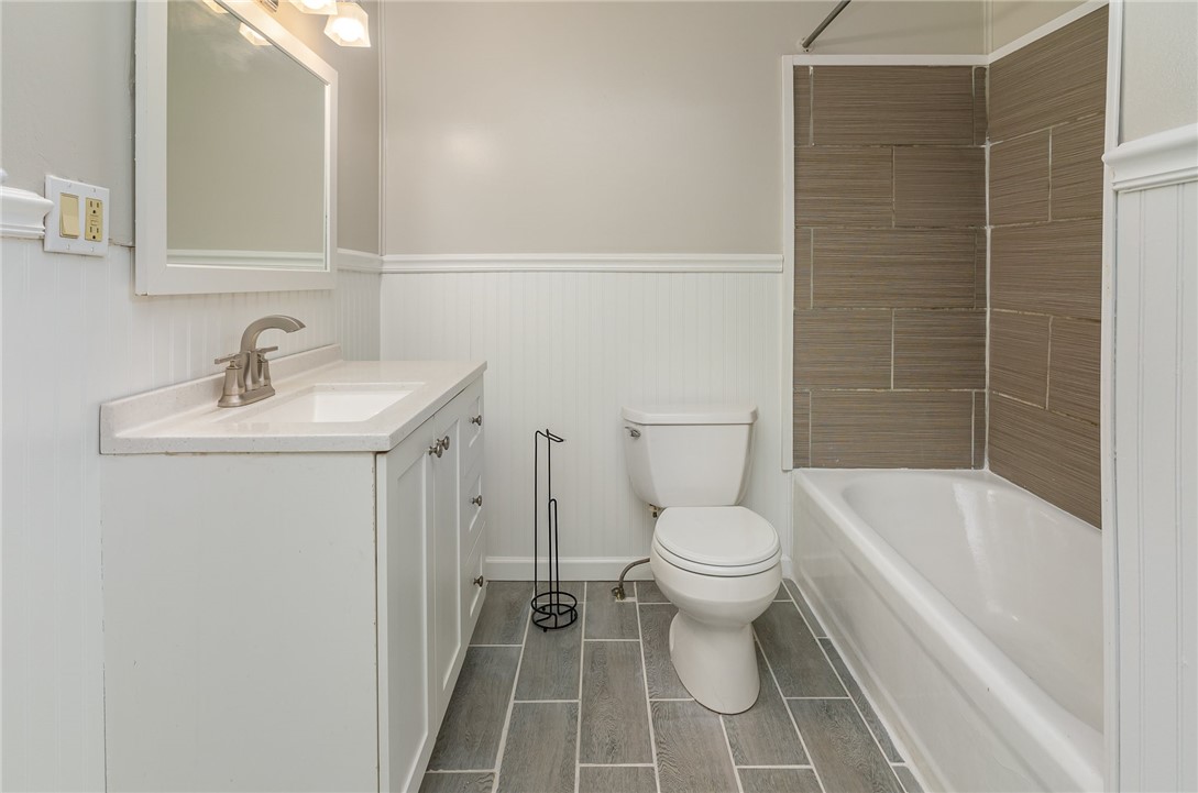 239 Pearl Street Rochester, NY 14607 - Photo 21 of 26