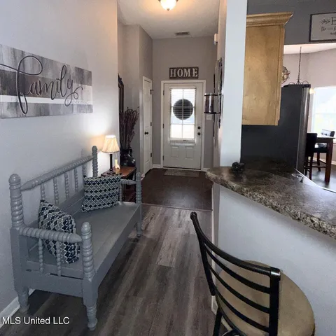 $289,000 | 2833 Mt Pleasant Street South, Hernando, MS 38632