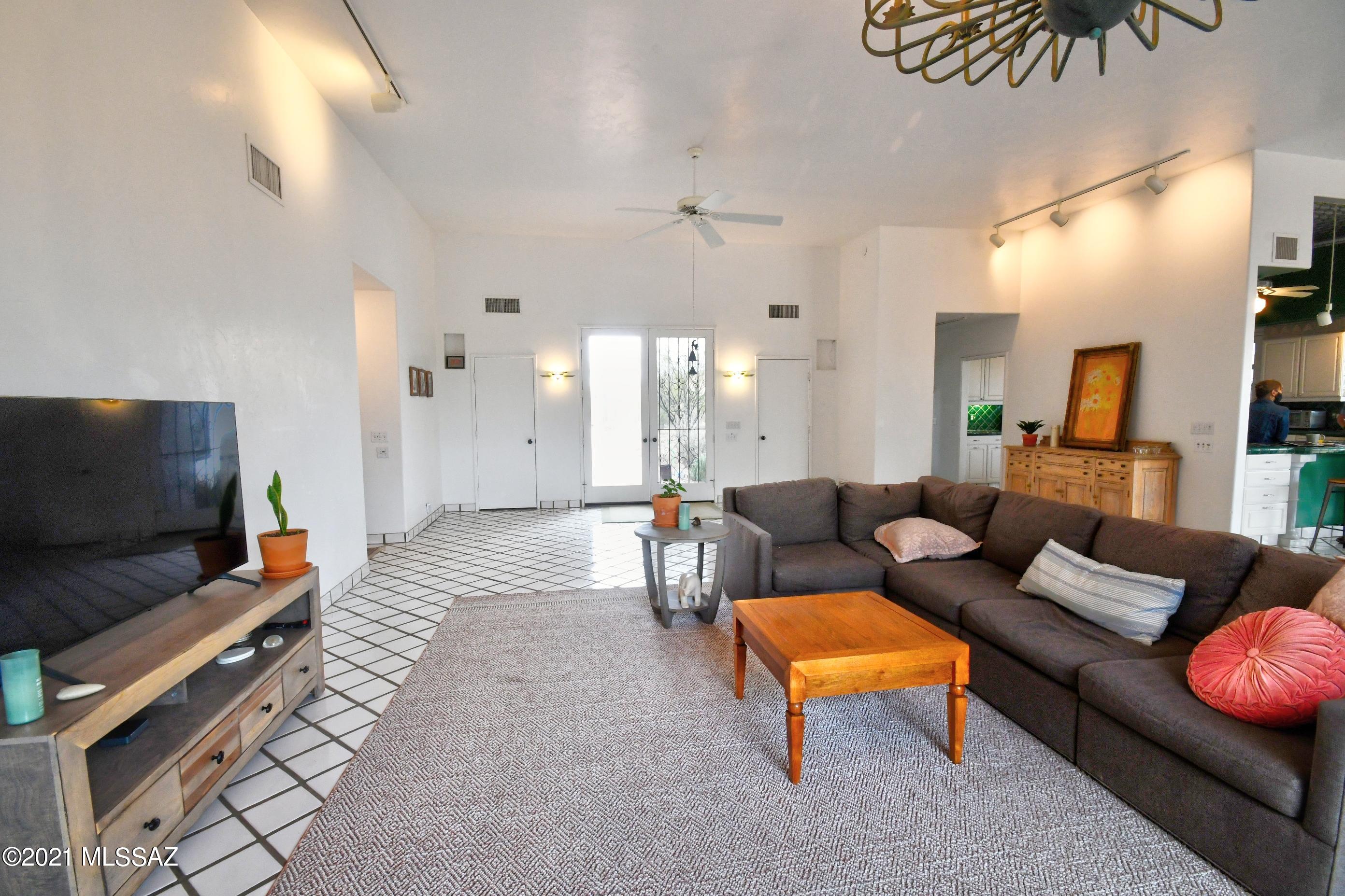6502 West Ina Road Tucson, AZ 85743 - Photo 10 of 50 Gallery Image 10