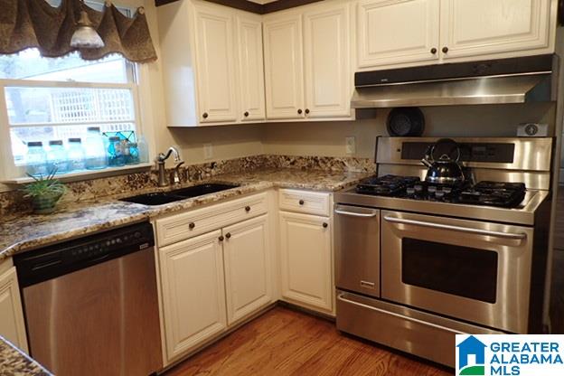 702 Country Club Road Sylacauga, AL 35150 - Photo 8 of 34