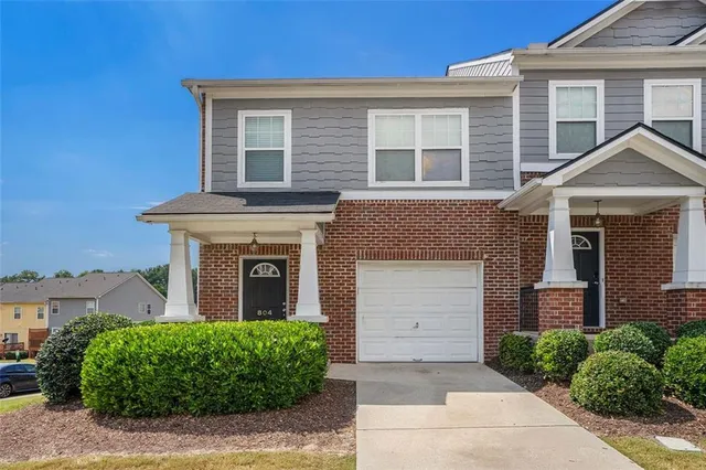$2,300 | 804 Arbor Gate Lane, Lawrenceville, GA 30044