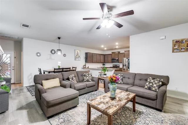 $2,550 | 1604 Babb Lane, Celina, TX 75009