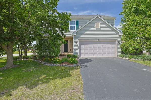 $393,500 | 20456 Spruce Lane, Crest Hill, IL 60403