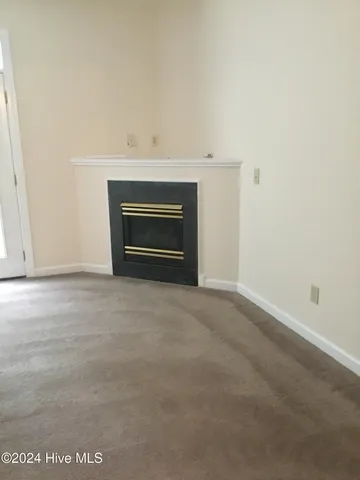 $1,650 | 5813 Wrightsville Avenue, Unit 122, Wilmington, NC 28403