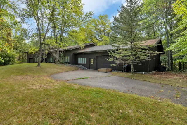 $895,000 | 29313 Island Lake Road, St. Joseph, MN 56374