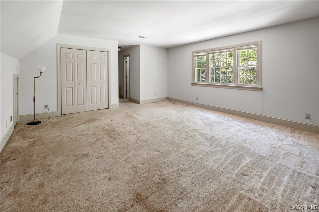 1806 Plain View Road Henrico, VA 23238 - Photo 21 of 33 an empty room with windows