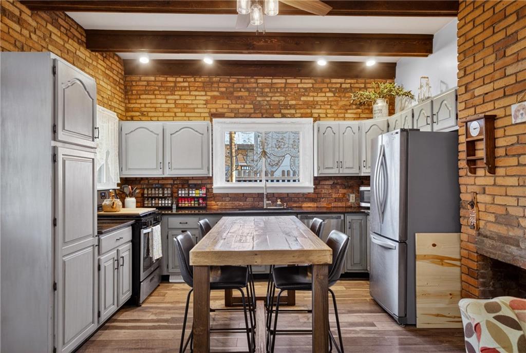 360 Wayne Street Beaver, PA 15009 - Photo 14 of 50