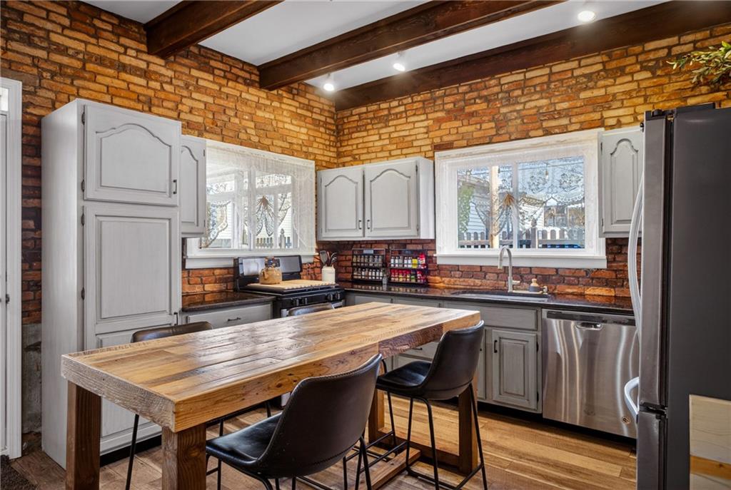 360 Wayne Street Beaver, PA 15009 - Photo 16 of 50