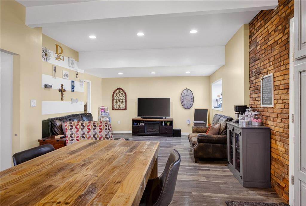 360 Wayne Street Beaver, PA 15009 - Photo 17 of 50