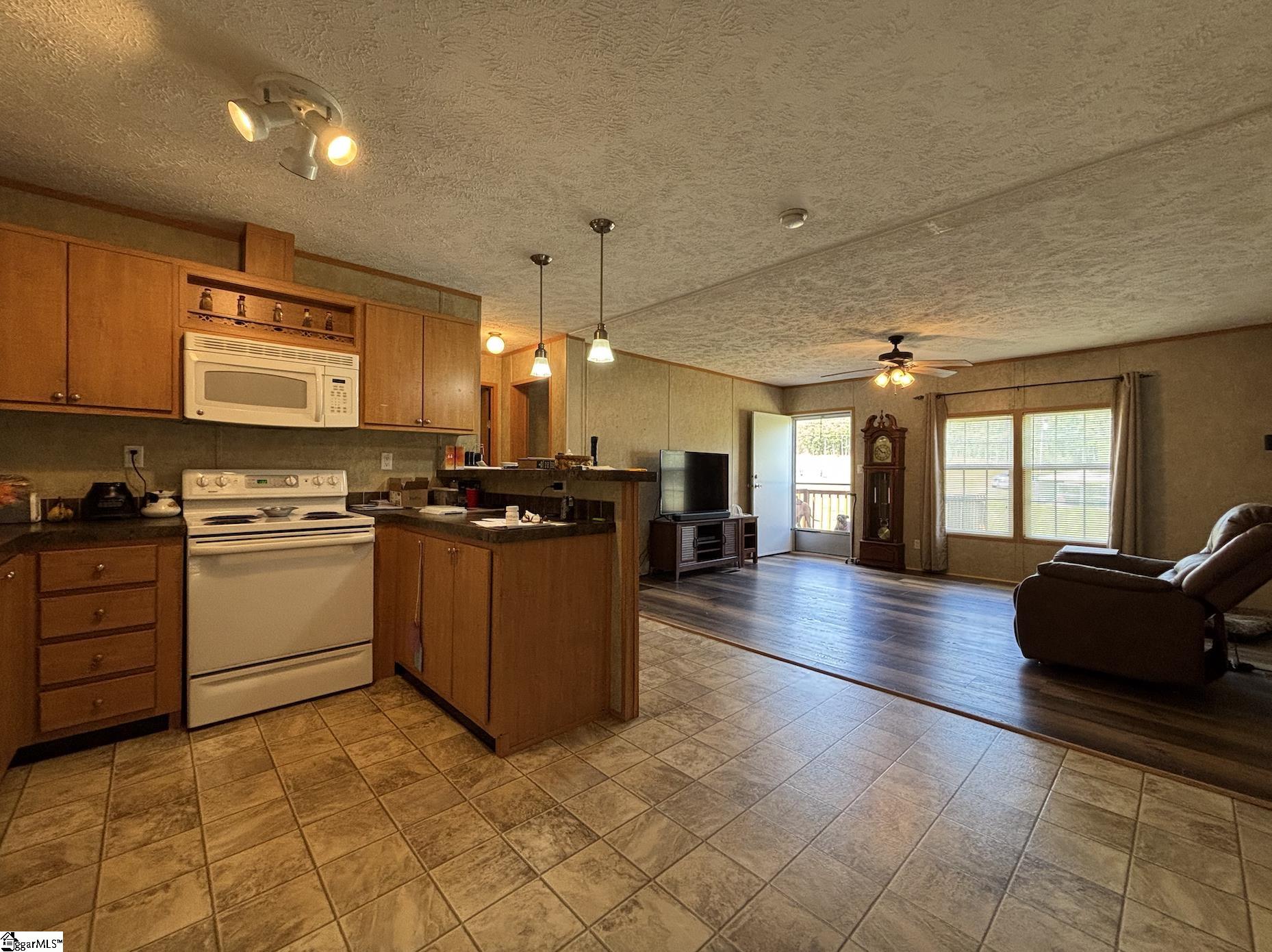 383 Ellison Road, Unit 381 Belton, SC 29627 - Photo 16 of 21