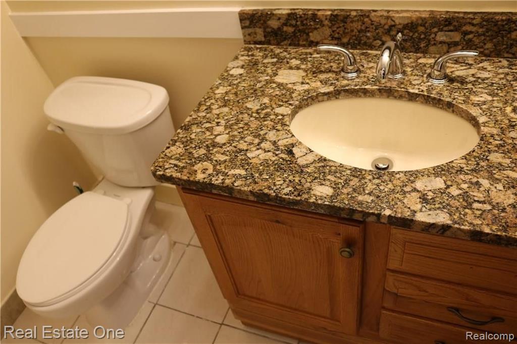 30060 Twelve Mile Road, Unit 88 Farmington, MI 48334 - Photo 12 of 20