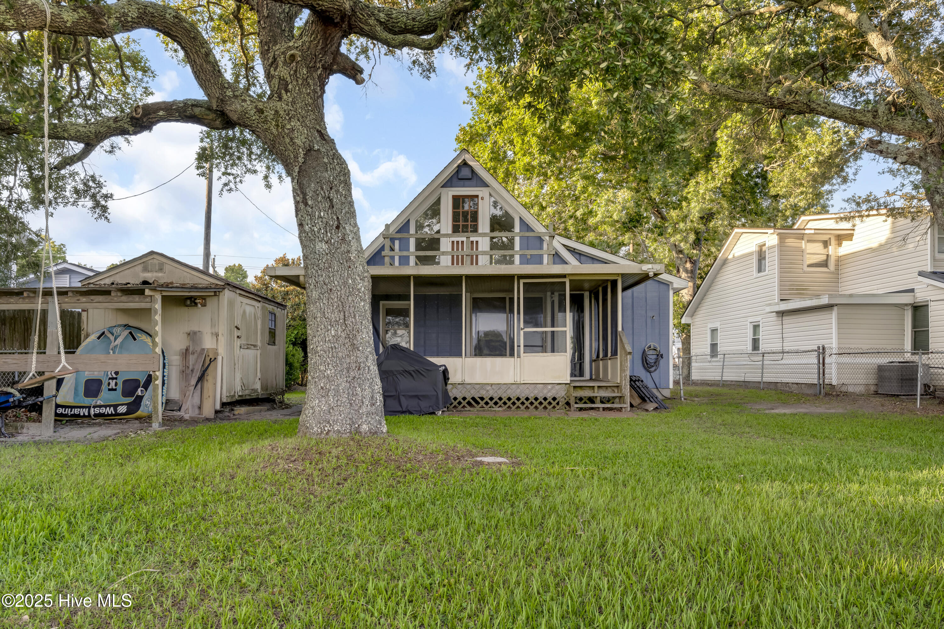 310 Little Kinston Road Surf City, NC 28445 - Photo 12 of 19 C2S07052