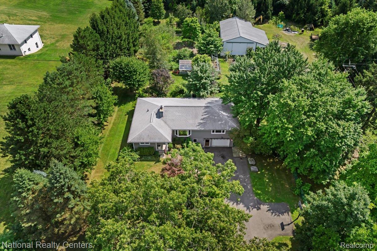 1785 Middle Road Highland, MI 48357 - Photo 46 of 50 42-1785 Middle Rd.jpg