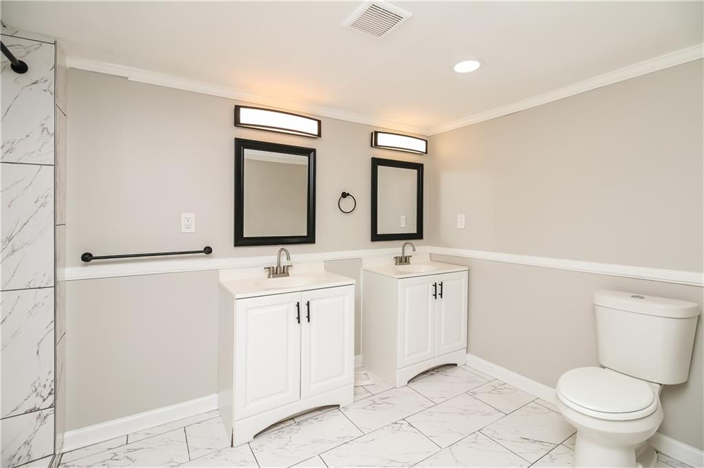 6158 Raintree Bend Lithonia, GA 30058 - Photo 11 of 20