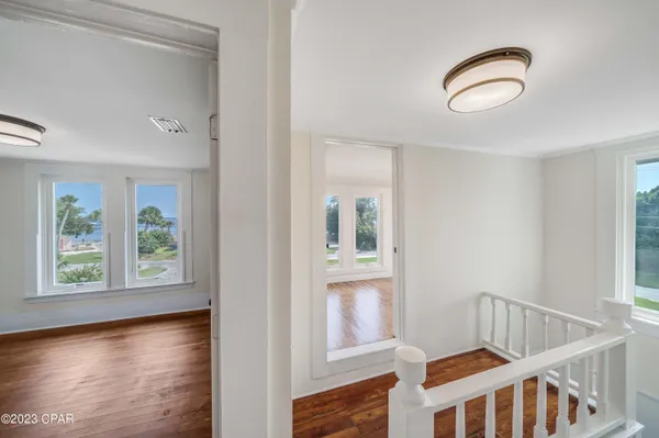 $3,500 | 2316 West Beach Drive, Panama City, FL 32401