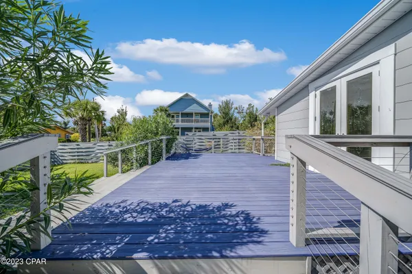 $3,500 | 2316 West Beach Drive, Panama City, FL 32401