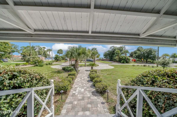 $3,500 | 2316 West Beach Drive, Panama City, FL 32401