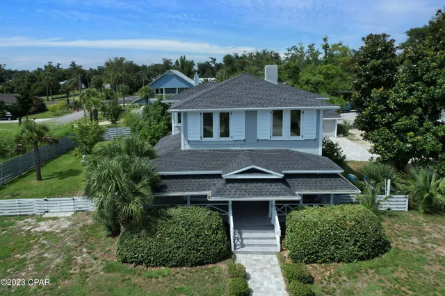 $3,500 | 2316 West Beach Drive, Panama City, FL 32401