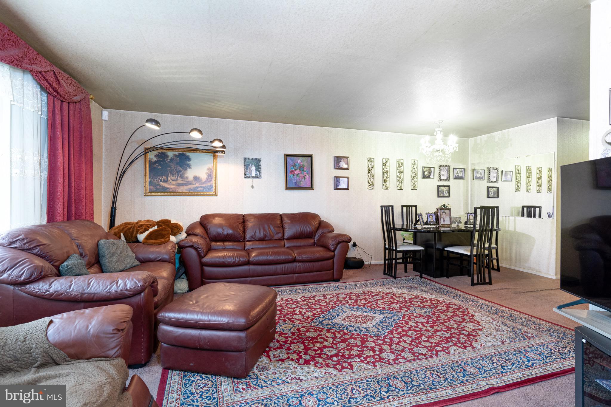 10646 Halstead Street Philadelphia, PA 19116 - Photo 5 of 12 Gallery Image 5