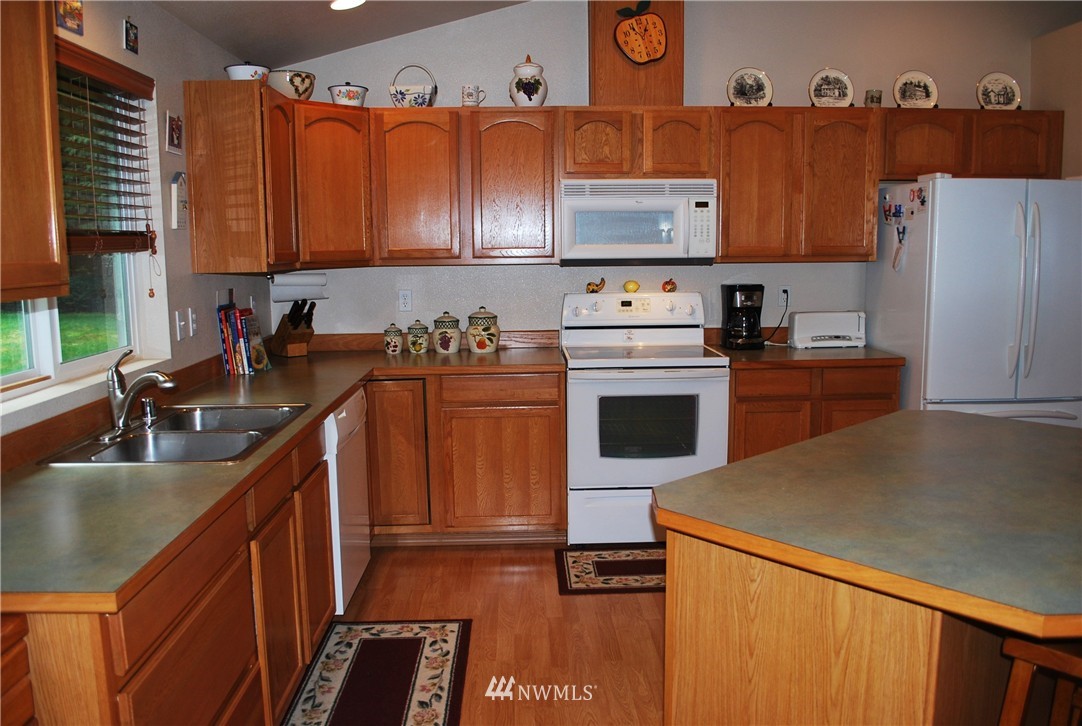 370 East Sunset Ridge Road Union, WA 98592 - Photo 12 of 25 Gallery Image 12