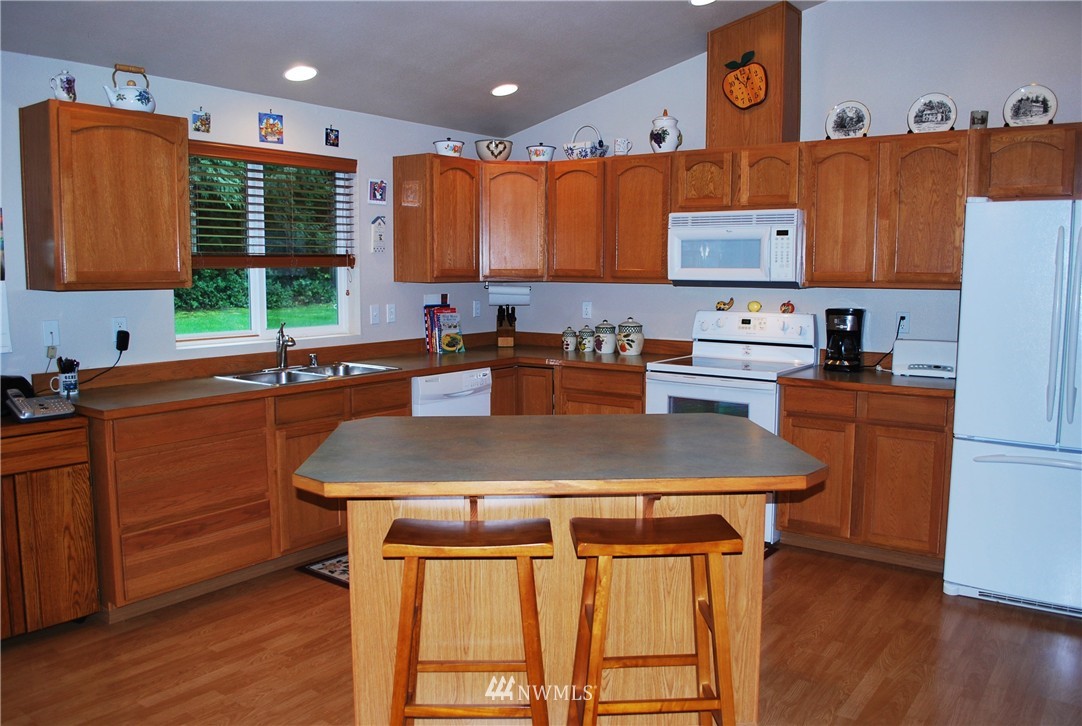 370 East Sunset Ridge Road Union, WA 98592 - Photo 13 of 25 Gallery Image 13