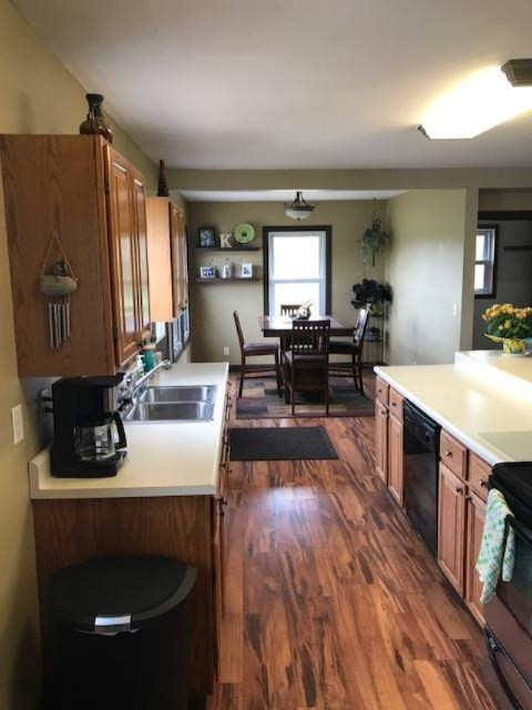 738 South Bossett Road Ravenna, MI 49451 - Photo 2 of 37 IMG_0110