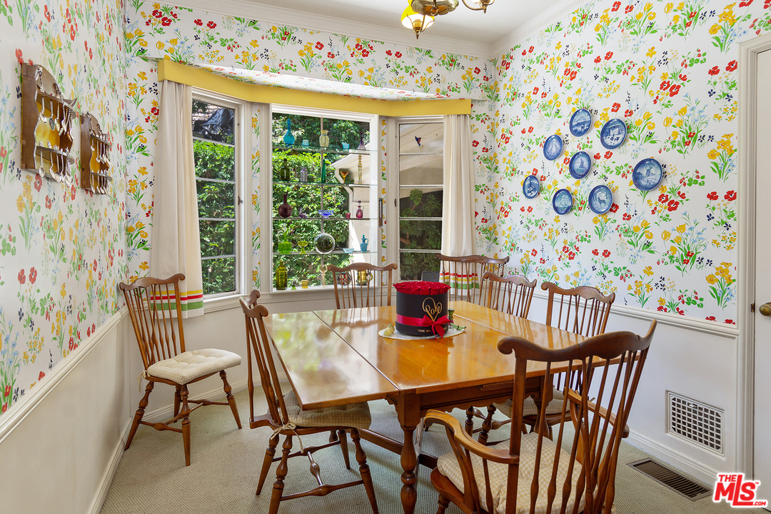 633 Sierra Drive Beverly Hills, CA 90210 - Photo 12 of 42