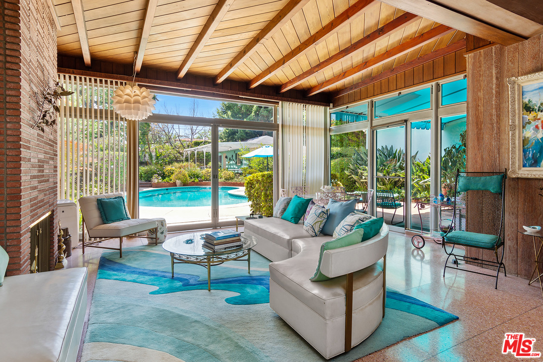 633 Sierra Drive Beverly Hills, CA 90210 - Photo 14 of 42