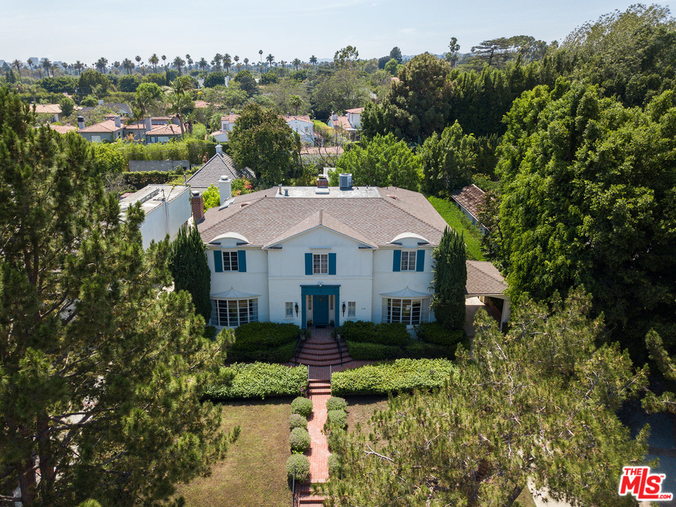 633 Sierra Drive Beverly Hills, CA 90210 - Photo 31 of 42