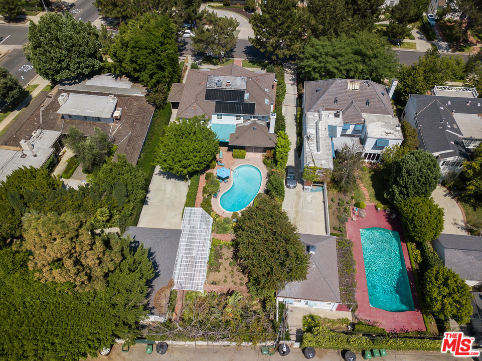 633 Sierra Drive Beverly Hills, CA 90210 - Photo 38 of 42