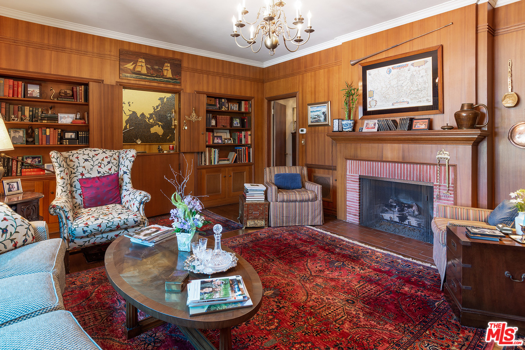 633 Sierra Drive Beverly Hills, CA 90210 - Photo 10 of 42