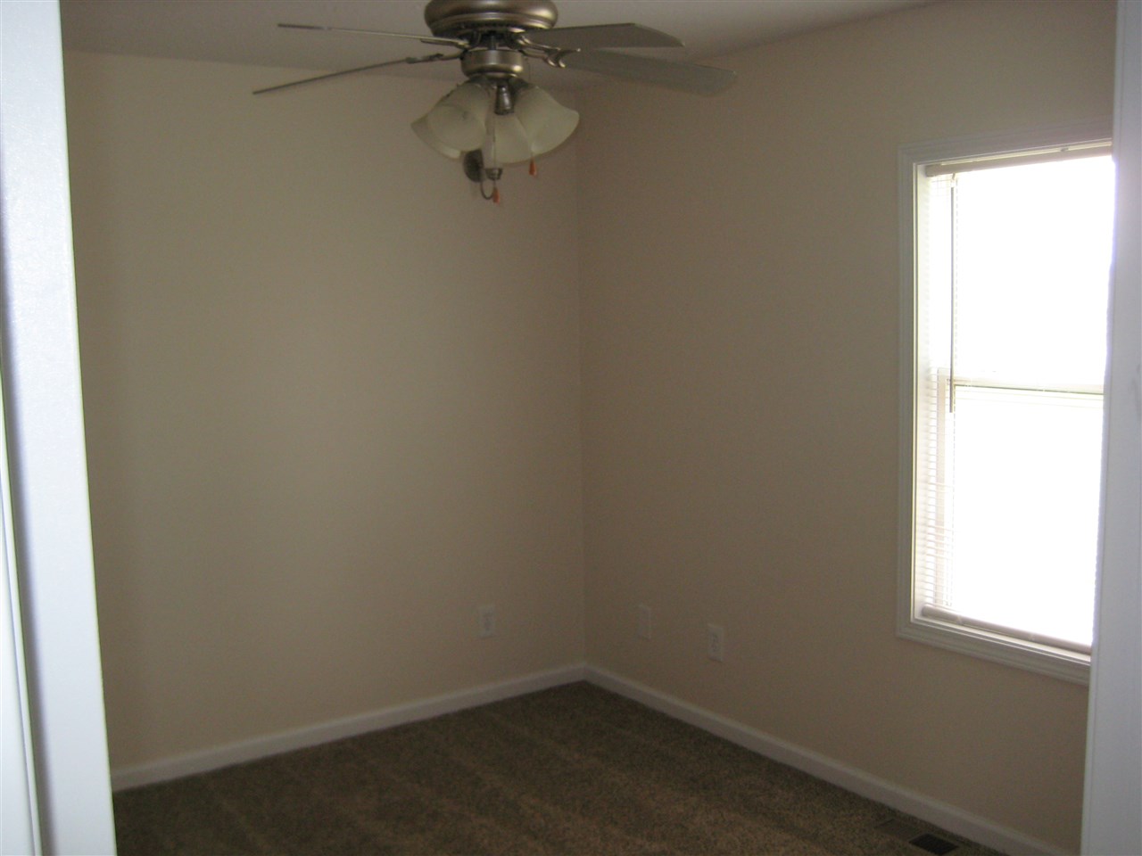 900 West Maple Street Waterloo, IN 46793 - Photo 12 of 15 Gallery Image 12
