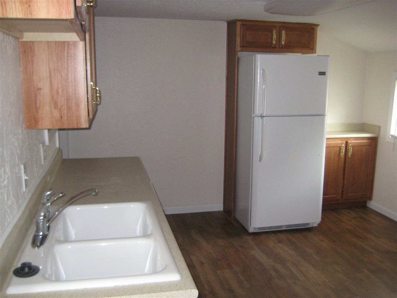 900 West Maple Street Waterloo, IN 46793 - Photo 5 of 15 Gallery Image 5