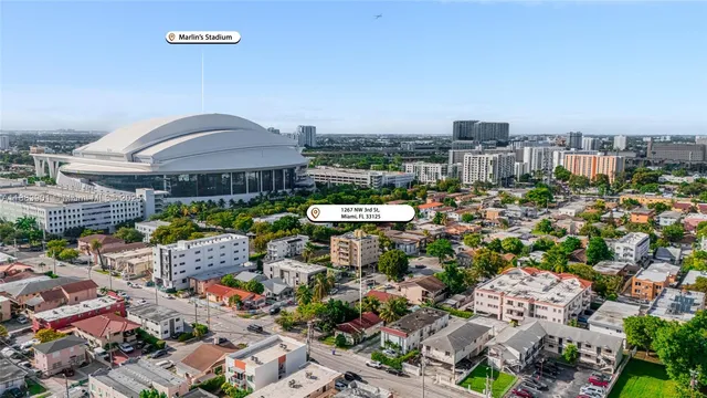 a picture of city view