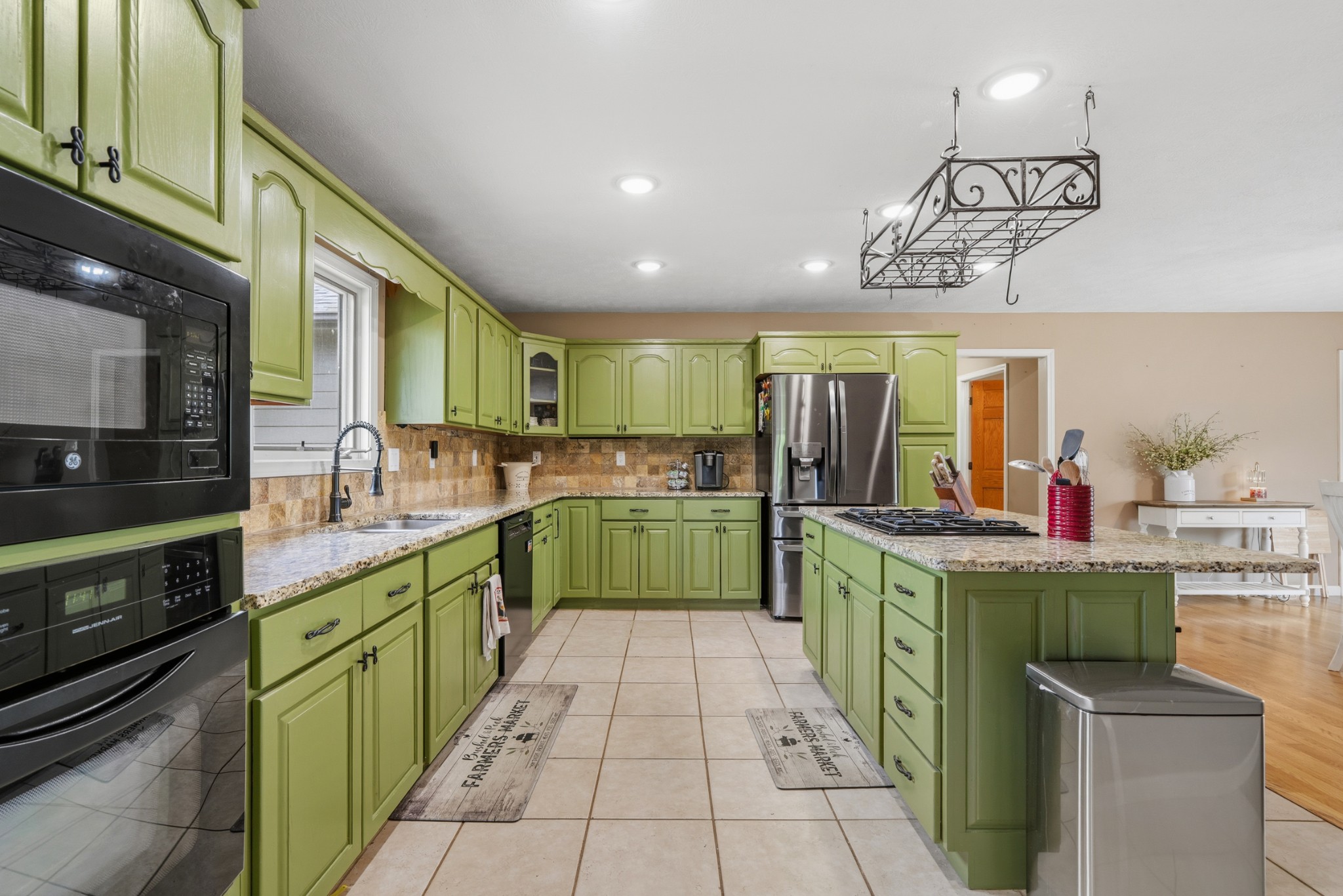 6052 Morganton Road Greenback, TN 37742 - Photo 13 of 54
