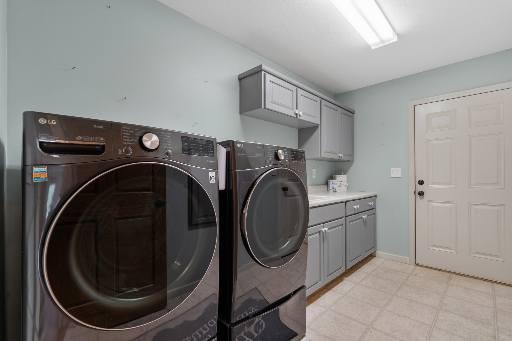 6052 Morganton Road Greenback, TN 37742 - Photo 26 of 54 a utility room with dryer and washer