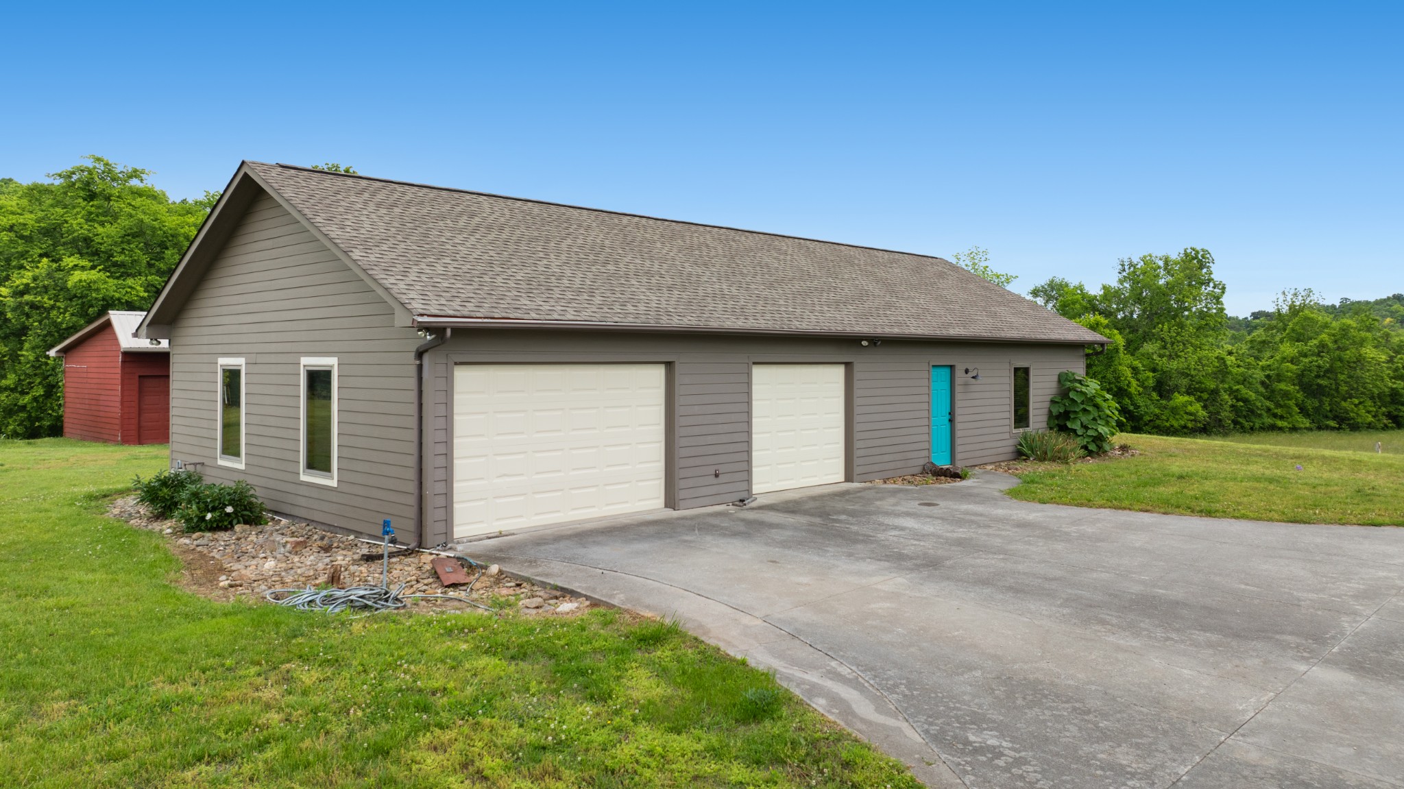 6052 Morganton Road Greenback, TN 37742 - Photo 33 of 54 front view of a house with a yard