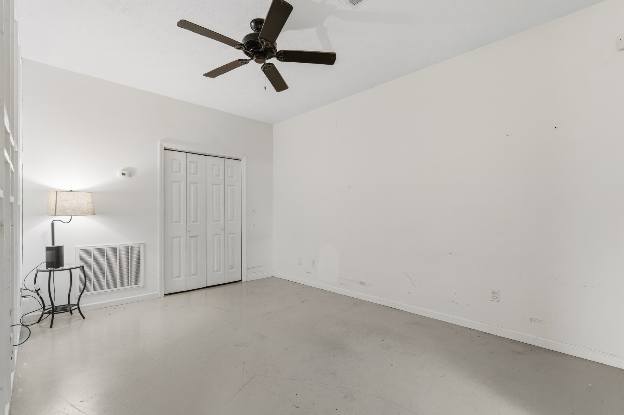 6052 Morganton Road Greenback, TN 37742 - Photo 38 of 54 a view of empty room