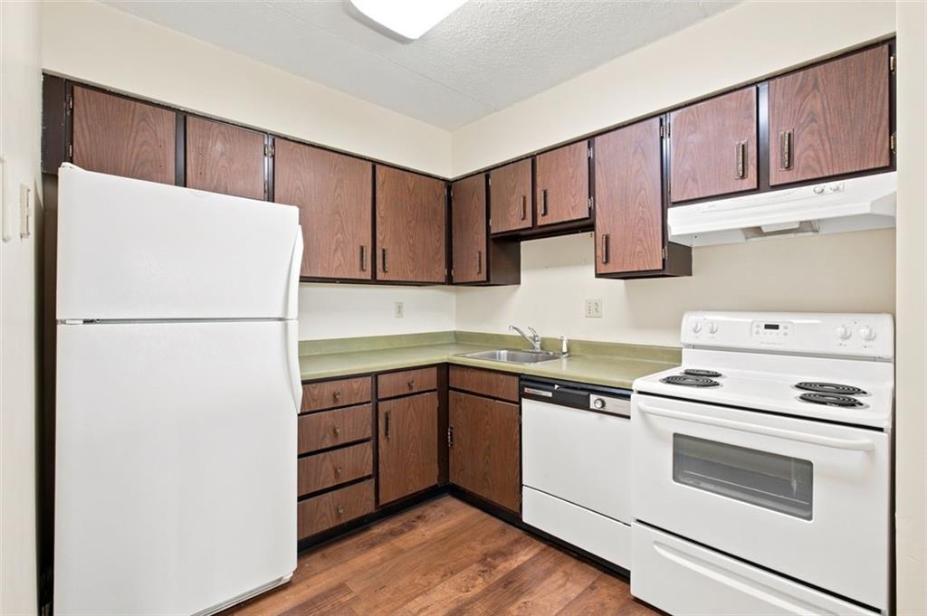 2160 Greentree Road, Unit 807W Pittsburgh, PA 15220 - Photo 13 of 30
